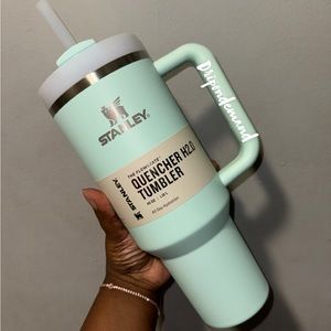 Stanley Clean Stale Quencher H2.O FlowState Tumbler- Mint